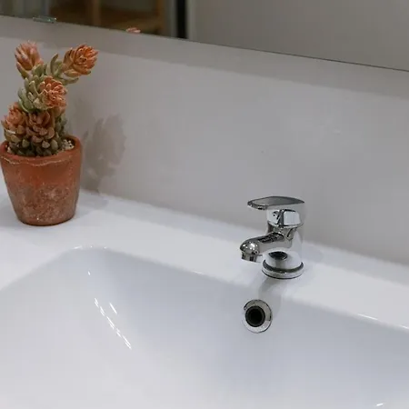 Huswell - Pleasant On Location In Apartment Ghent