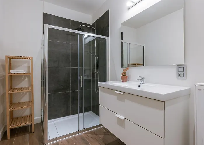 Apartment Huswell - Pleasant On Location In *