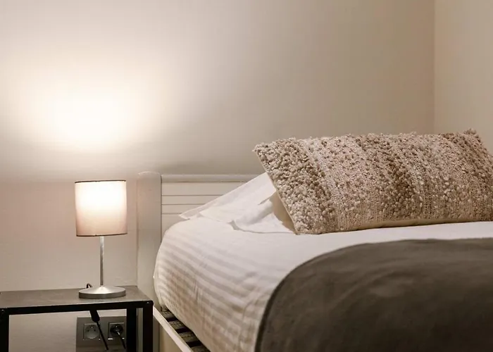 Huswell - Pleasant On Location In * Gent